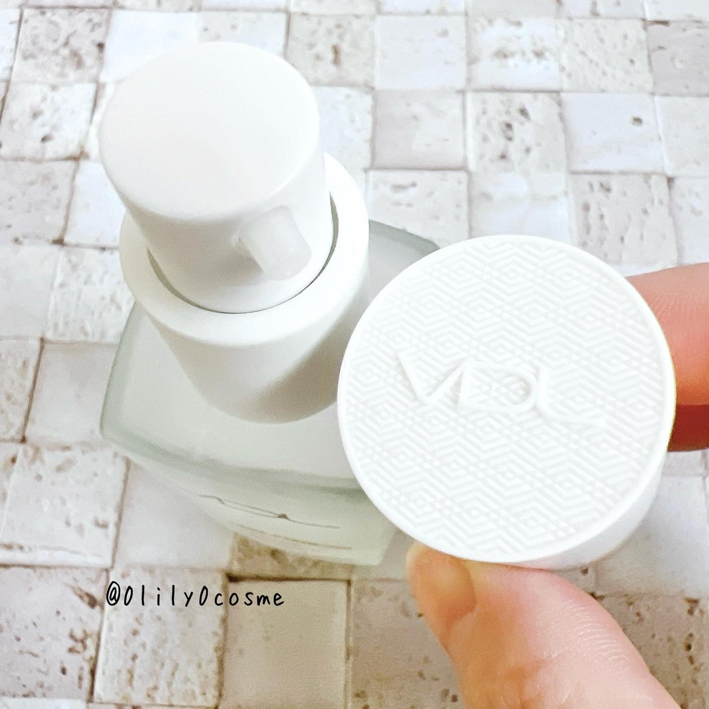 トーンステインカラーコレクティングプライマー/VDL/化粧下地を使ったクチコミ(3枚目)