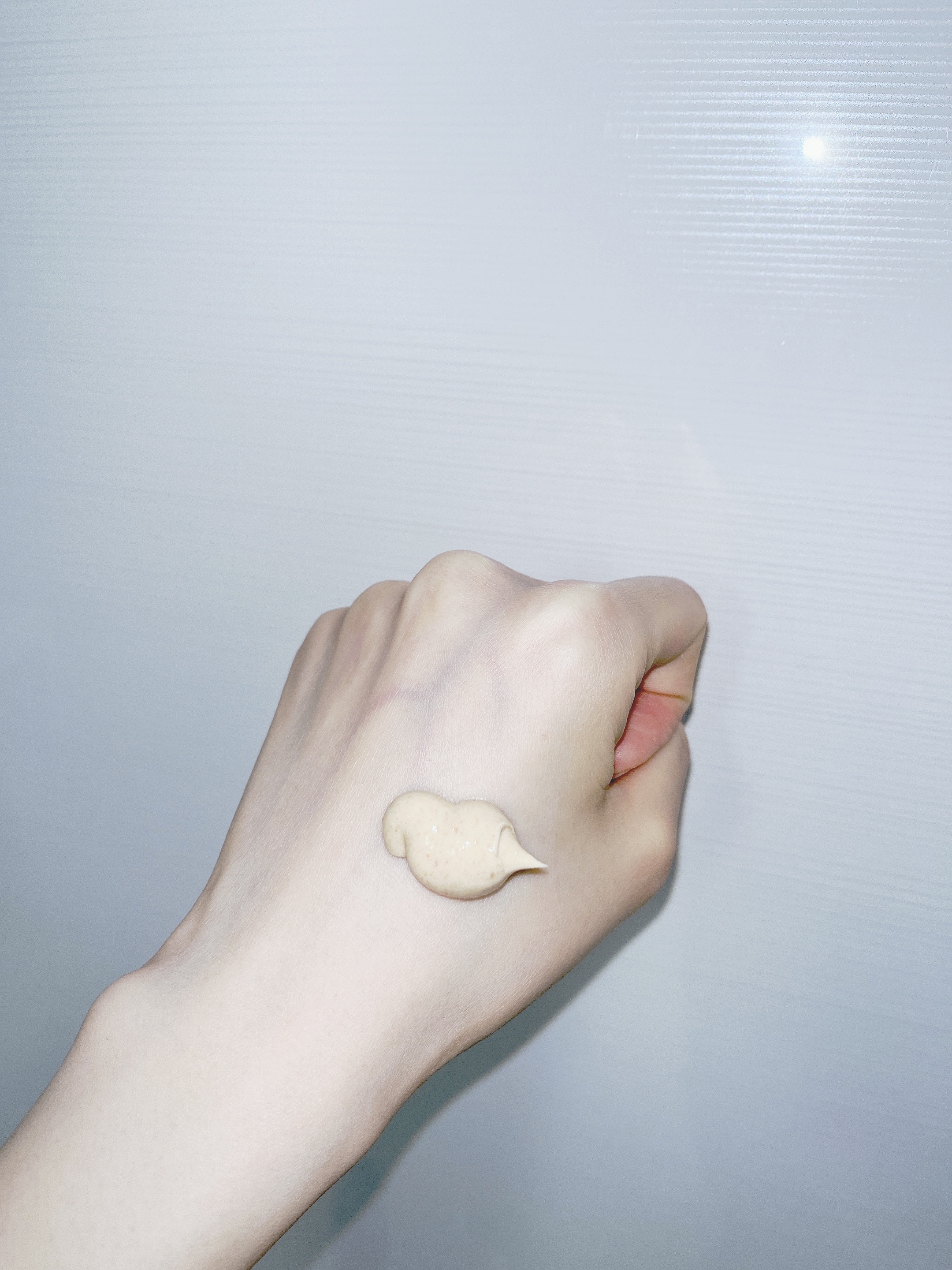 フェイシャルスクラブ ローズウォーター&アロエベラ/ST.Ives (セントアイブス)/スクラブ・ゴマージュを使ったクチコミ（3枚目）