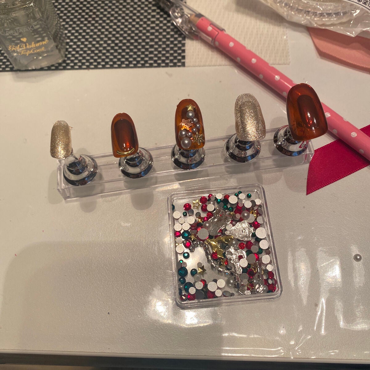 ディオリフィック グリッター トップ コート/Dior/ネイルトップコートを使ったクチコミ(4枚目)