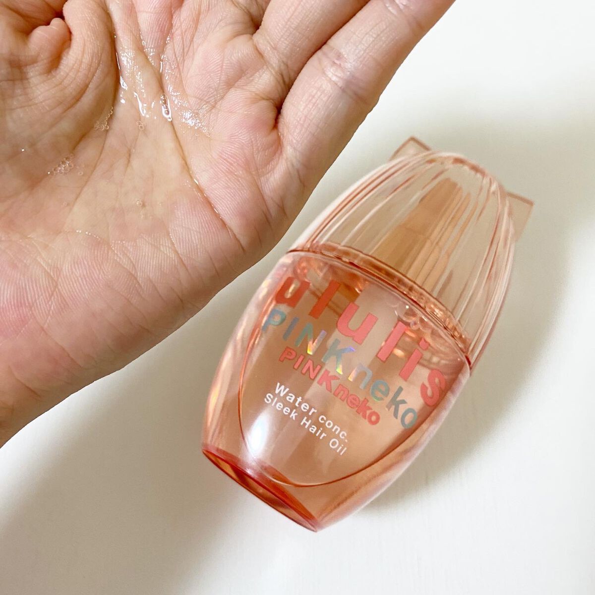 ululis ウルリス ピンクネコ  ウォーターコンク スリーク ヘアオイルのクチコミ「『ウルリス ピンクネコ ウォーターコンク スリーク ヘアオイル』
.
インナードライ髪の水分量.....」（3枚目）