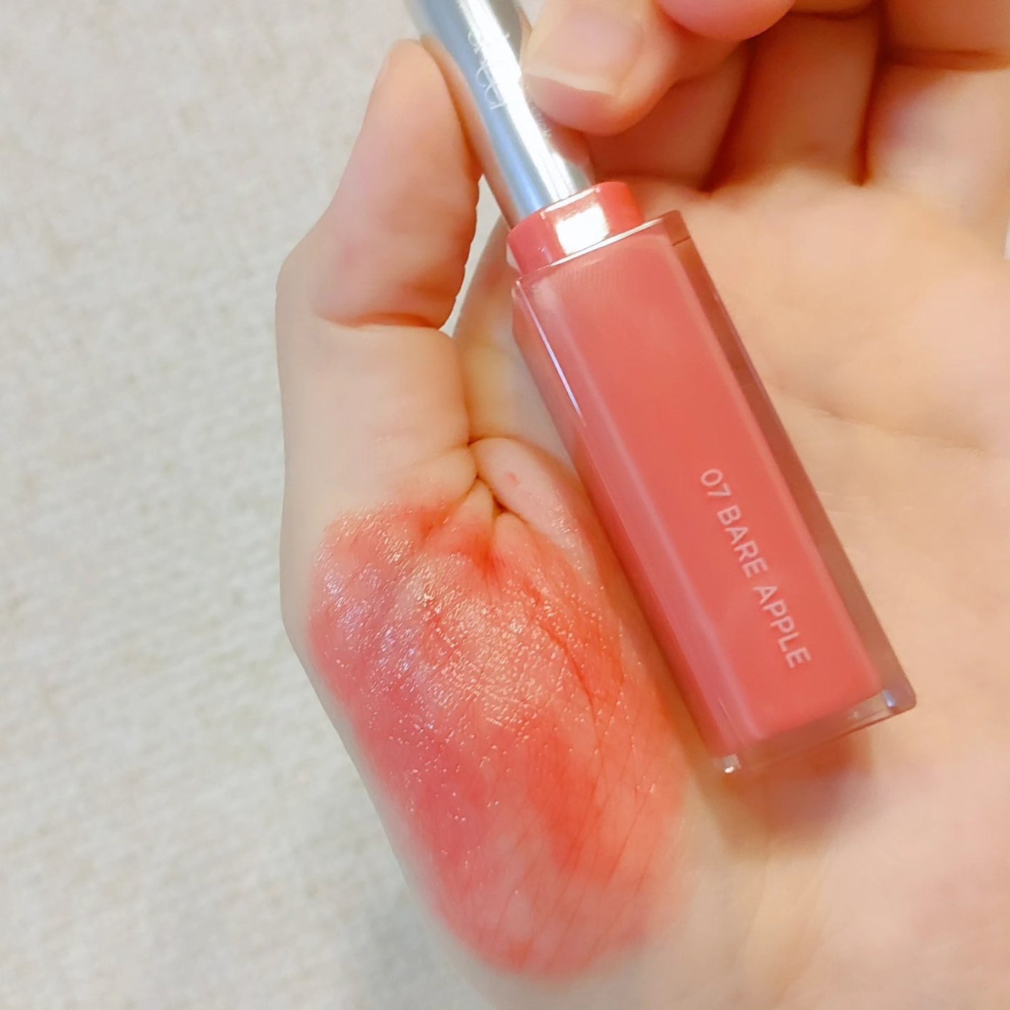 グラスティングウォーターグロス/rom&nd/リップグロスを使ったクチコミ(5枚目)