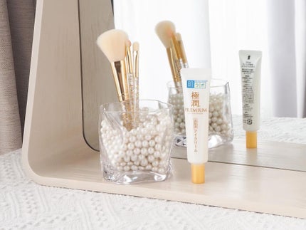 極潤プレミアム ヒアルロンアイクリーム/肌ラボ/アイケア・アイクリームを使ったクチコミ(2枚目)