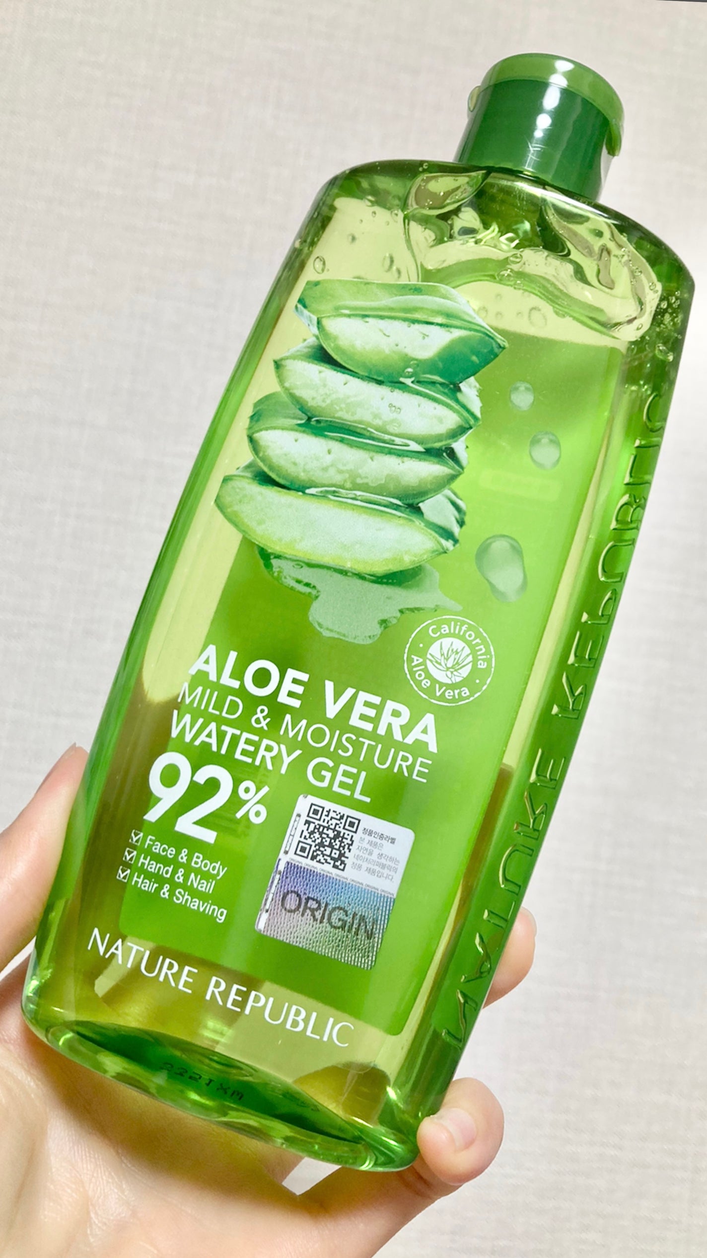 マイルド&モイスチャーアロエジェル/ネイチャーリパブリック/ボディローションを使ったクチコミ(1枚目)