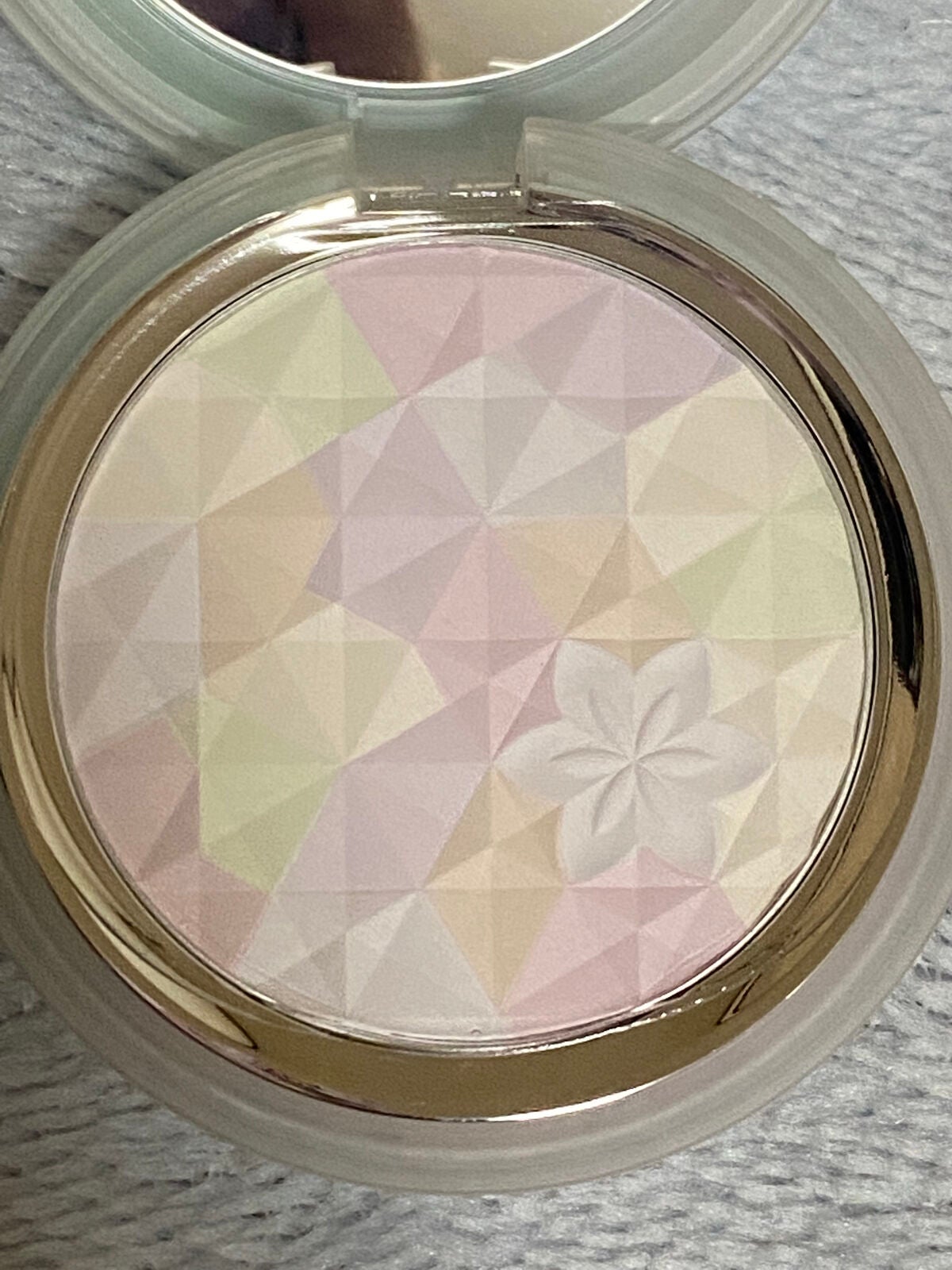 AQ オーラ リフレクター/DECORTÉ/プレストパウダーを使ったクチコミ(6枚目)