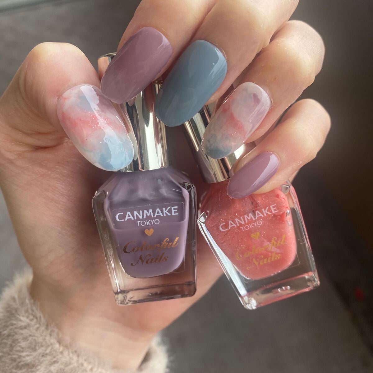 カラフルネイルズ/キャンメイク/マニキュアを使ったクチコミ(2枚目)