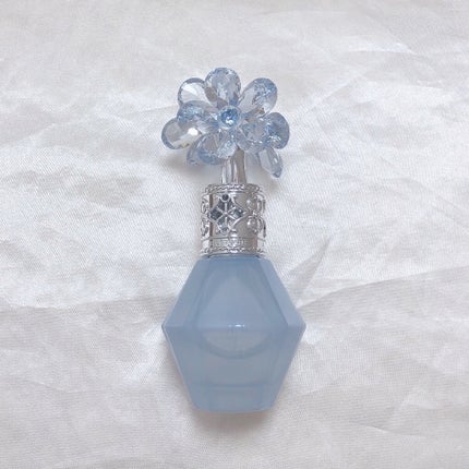 JILL STUART ジルスチュアート クリスタルブルーム サムシングピュアブルー オードパルファンのクチコミ「𓊆 透明感溢れる幸福な花嫁の香り 𓊇
こんばんは 𓂅
𝔲𝔯𝔲です 𓂃 𓈒𓏸
.....」(3枚目)