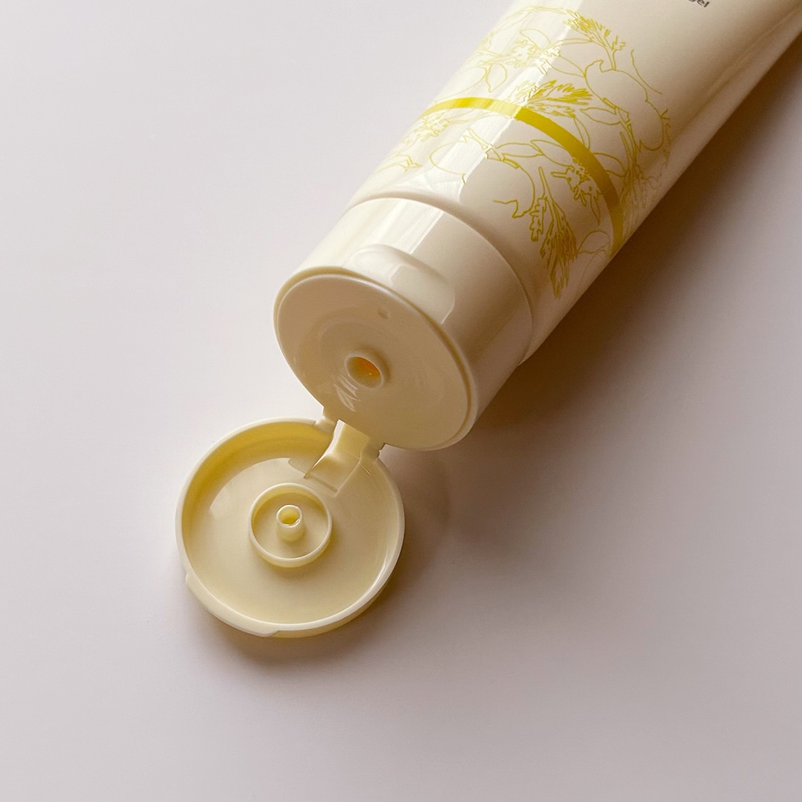 とろけるクレンジングオイルジェル/シュシュモア/クレンジングジェルを使ったクチコミ（3枚目）