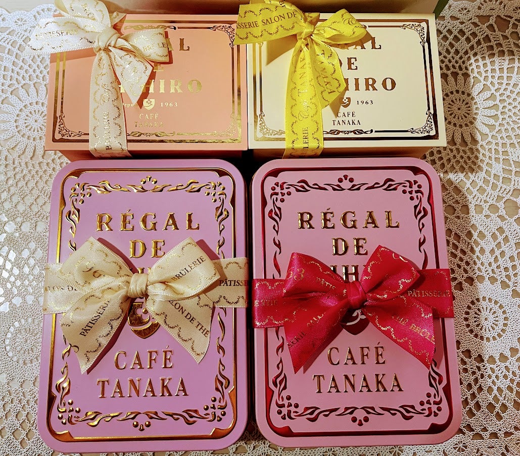 みゅう on LIPS 「カフェタナカのテンション上がるクッキー缶でメイク道具いれてます..」(3枚目)