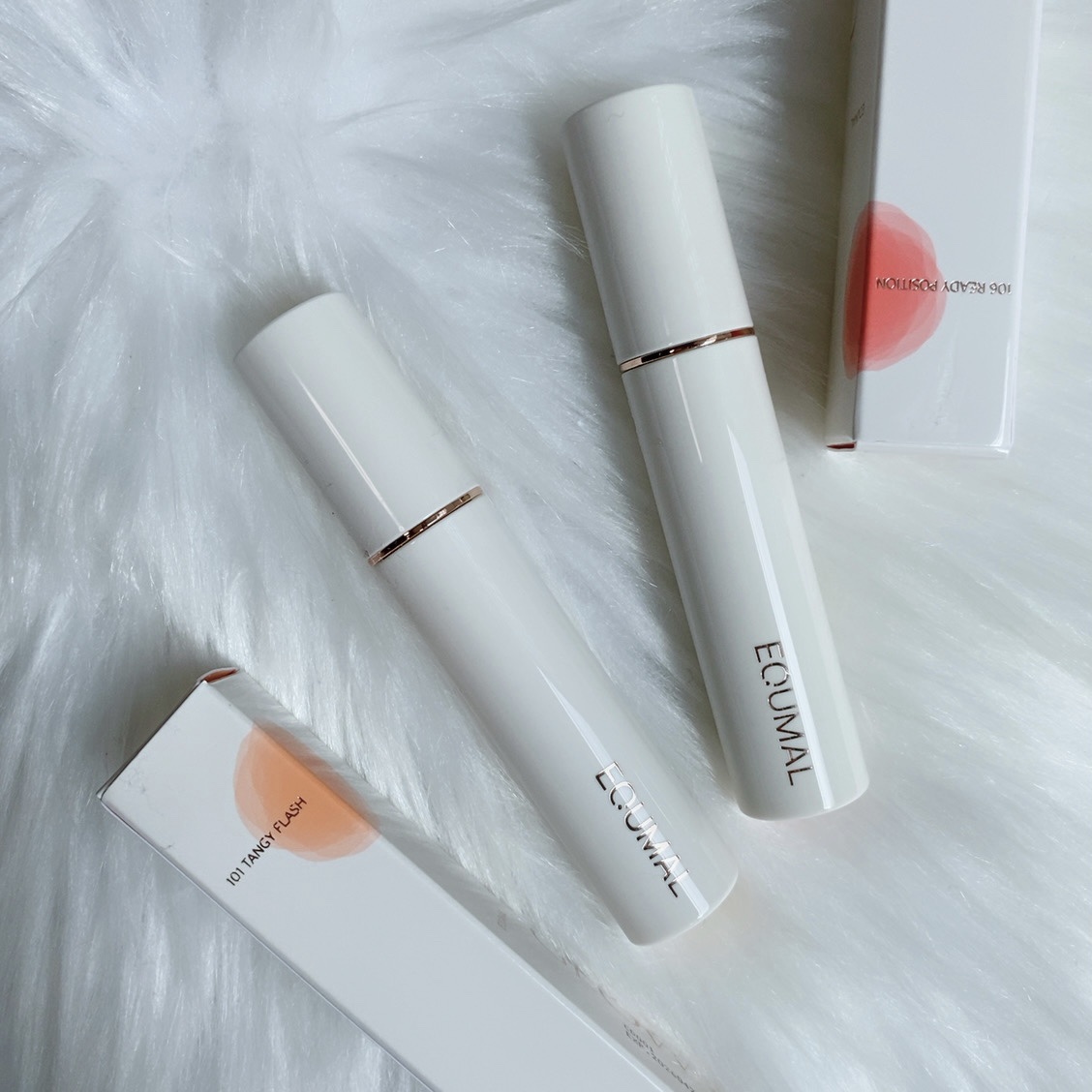 ノンセクショングローリーティント 101タンギーフラッシュ(TANGY FLASH)/EQUMAL/リップティントを使ったクチコミ（2枚目）