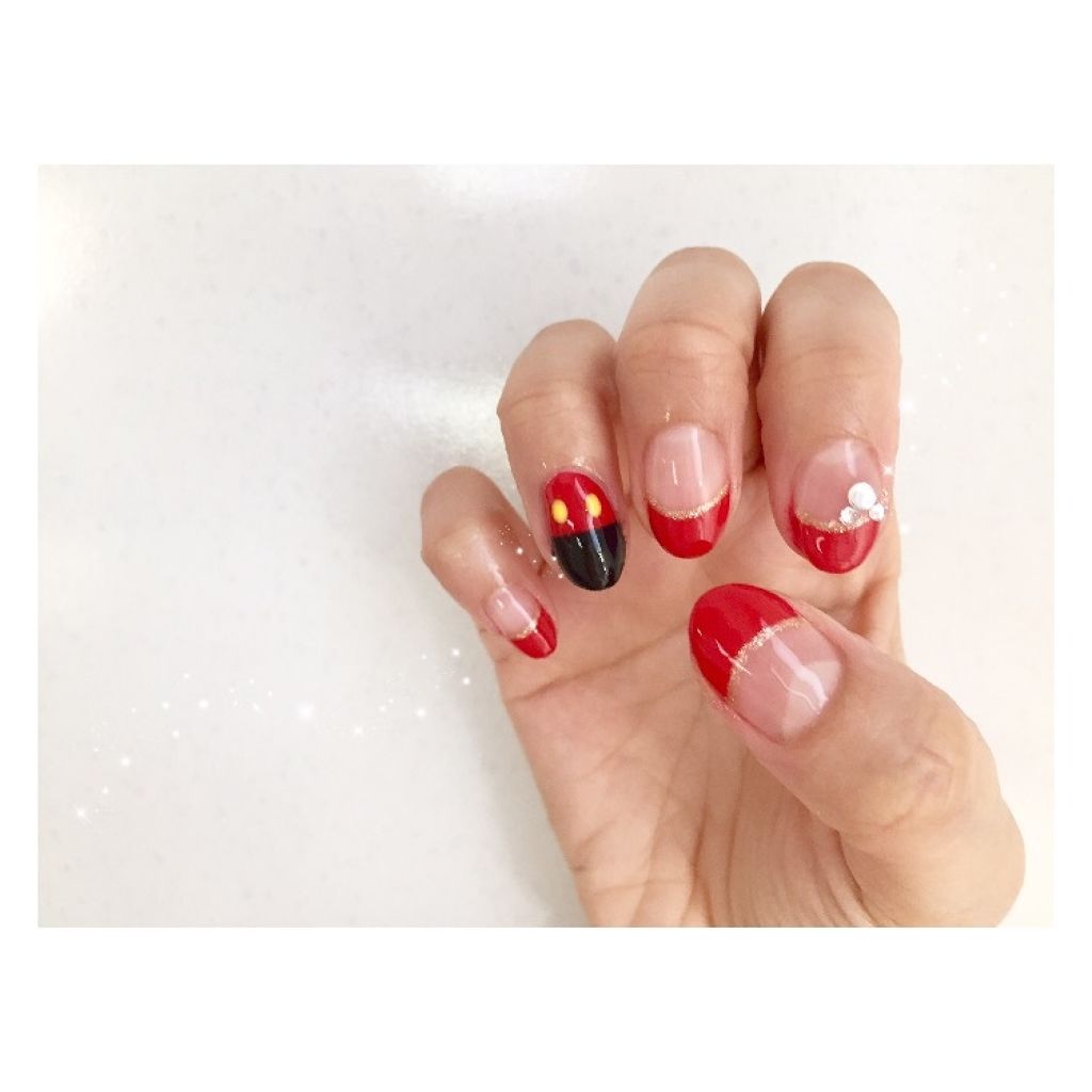 :.* ♡ mina ♡ *.:  on LIPS 「雑談です(ت)♪私は保育士していてずっとネイルができず‥仕事を..」(1枚目)