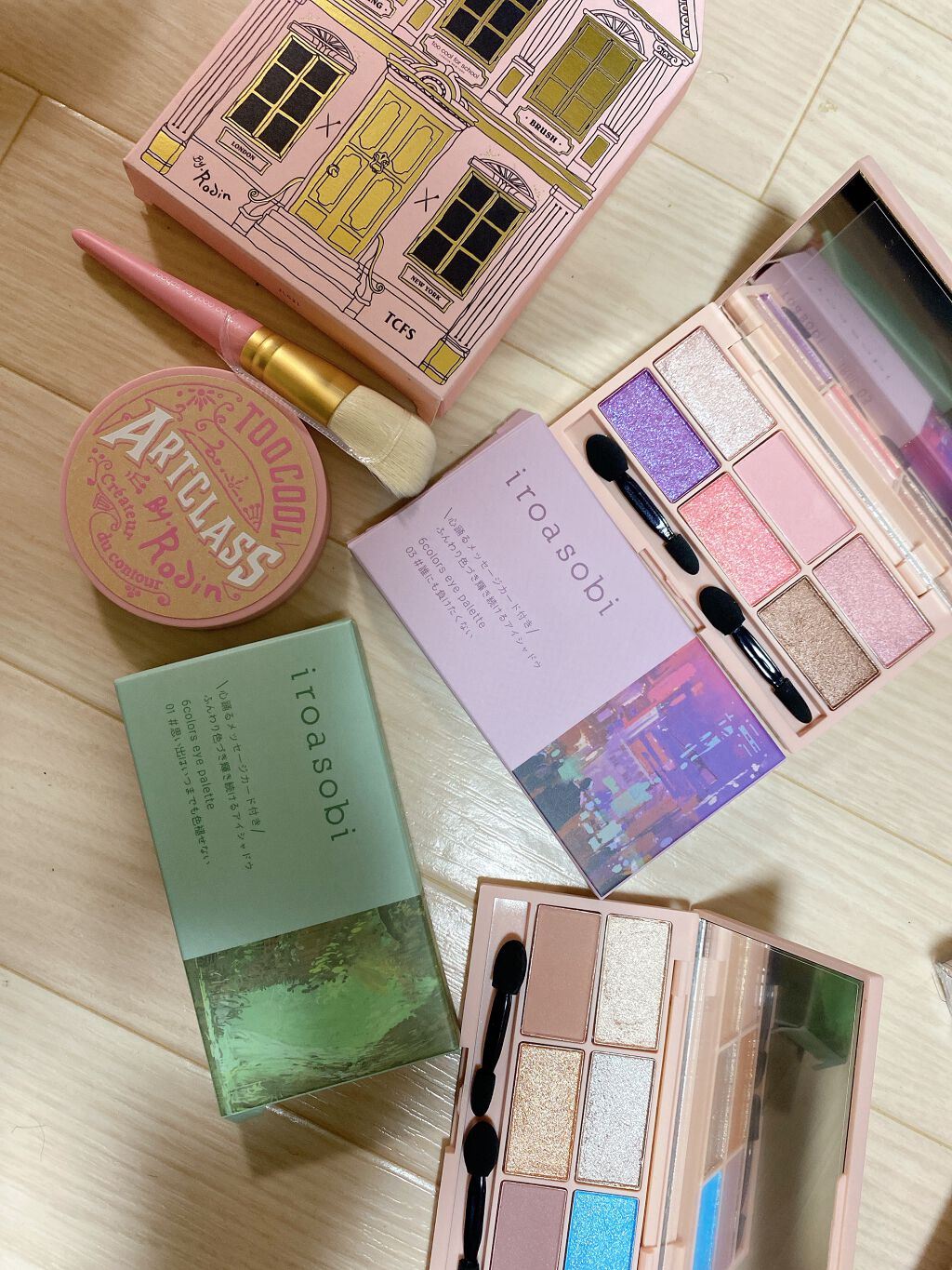 イロアソビ 6色アイパレット/iroasobi/アイシャドウパレットを使ったクチコミ（1枚目）