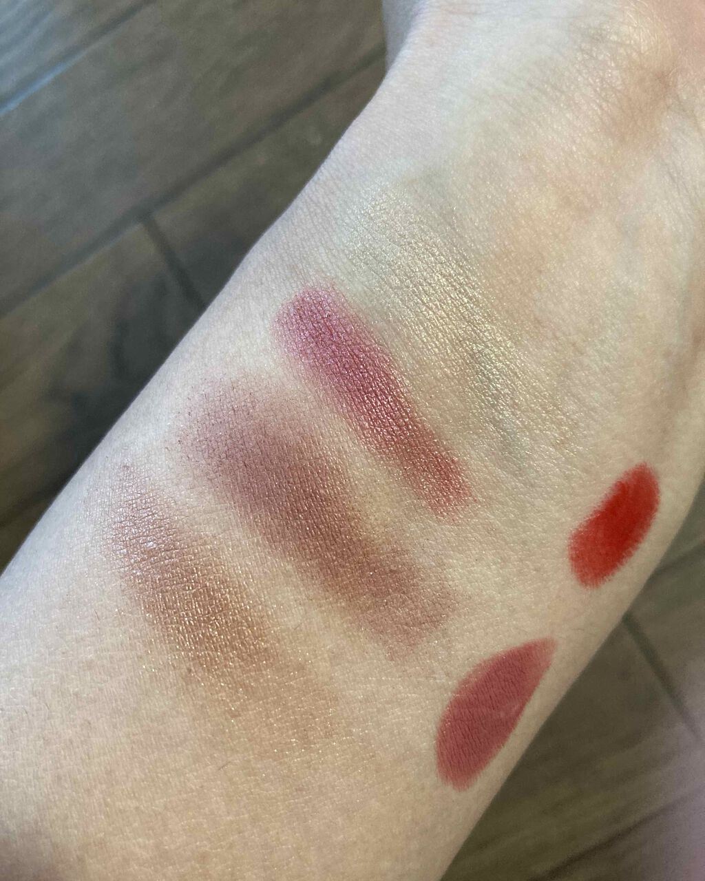 リップ カラー 16 スカーレット ルージュ/TOM FORD BEAUTY/口紅を使ったクチコミ（2枚目）