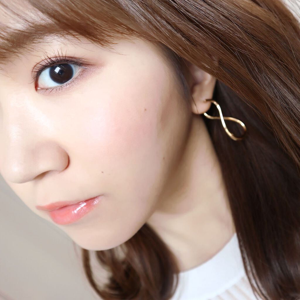 メテオリット ビーユ/GUERLAIN/フェイスパウダーを使ったクチコミ(2枚目)