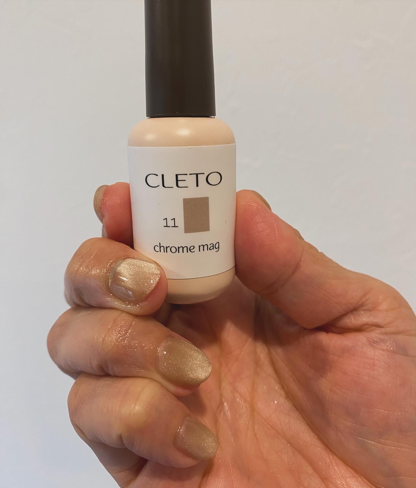 chrome mag/CLETO/ジェルネイルを使ったクチコミ（1枚目）
