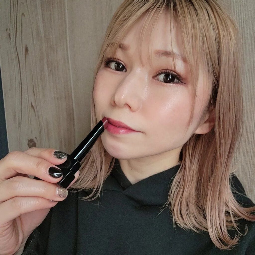 ヘアメイクみどり【YouTube】 on LIPS 「KATEリップモンスター💄新色12誓のルビー❤️めちゃ..」(1枚目)