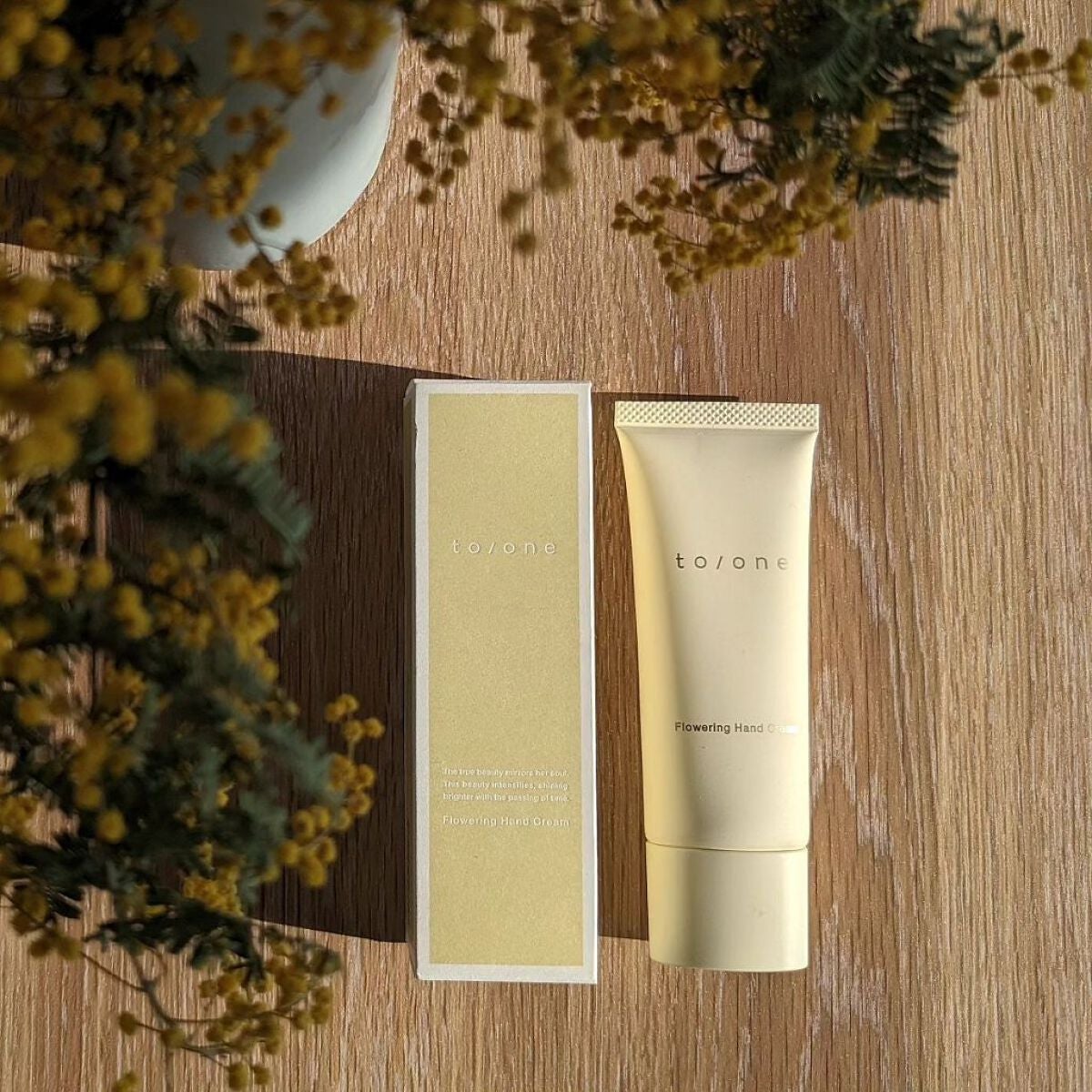 フラワリングハンドクリーム/to/one/ハンドクリームを使ったクチコミ(1枚目)