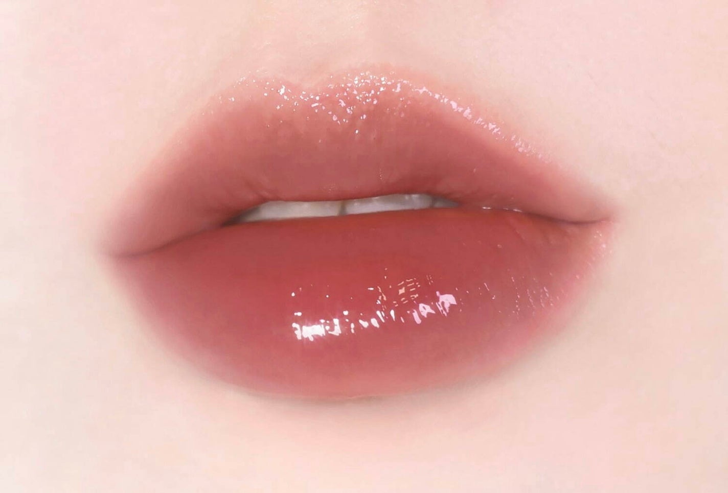 アンドバイロムアンド グラッシーボムティント/&nd by rom&nd/リップティントを使ったクチコミ(4枚目)