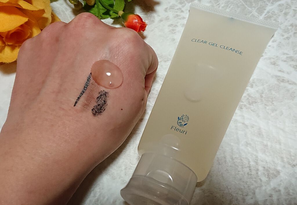 クリアゲルクレンズ/Ｆleuri(フルリ)/クレンジングジェルを使ったクチコミ（2枚目）