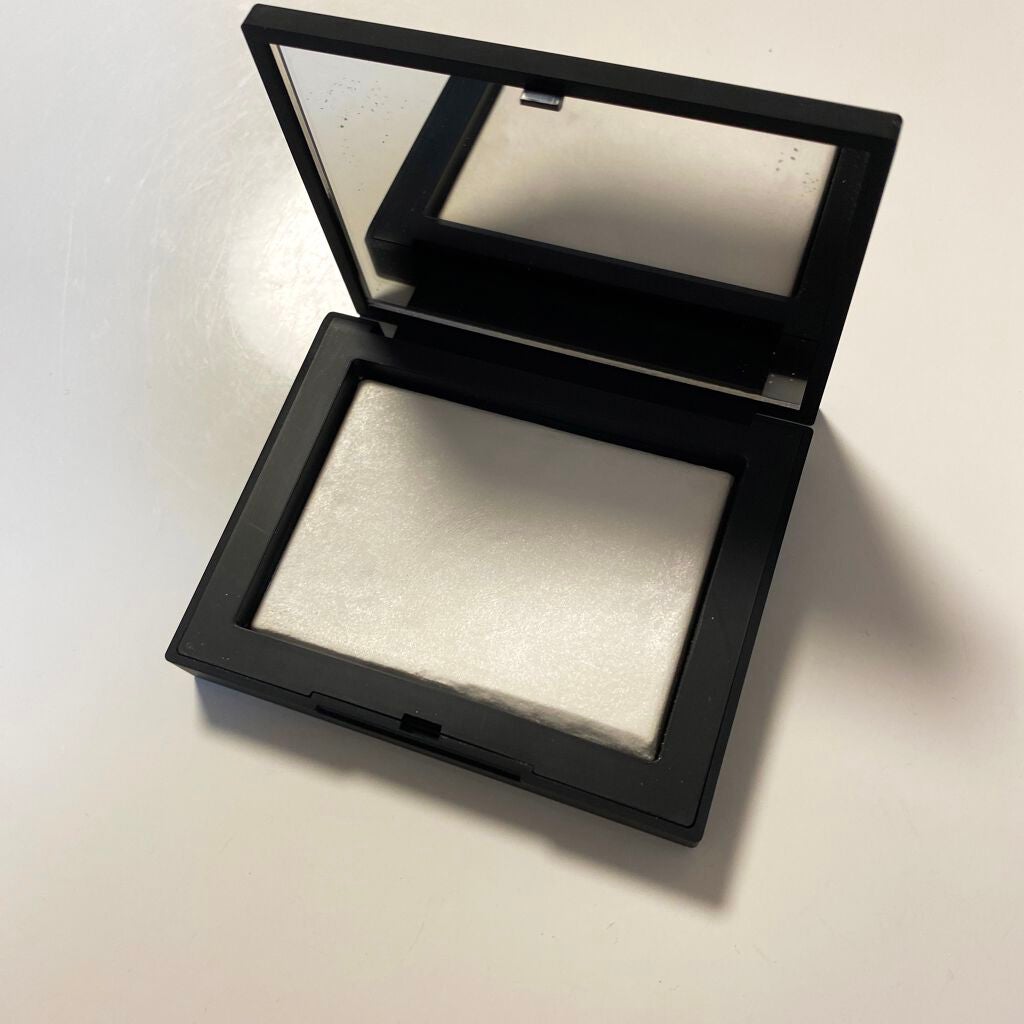 ライトリフレクティングセッティングパウダー プレスト N/NARS/プレストパウダーを使ったクチコミ(2枚目)