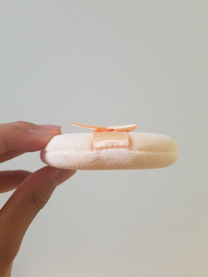 エアリータッチパウダー/クラブ/プレストパウダーを使ったクチコミ(3枚目)