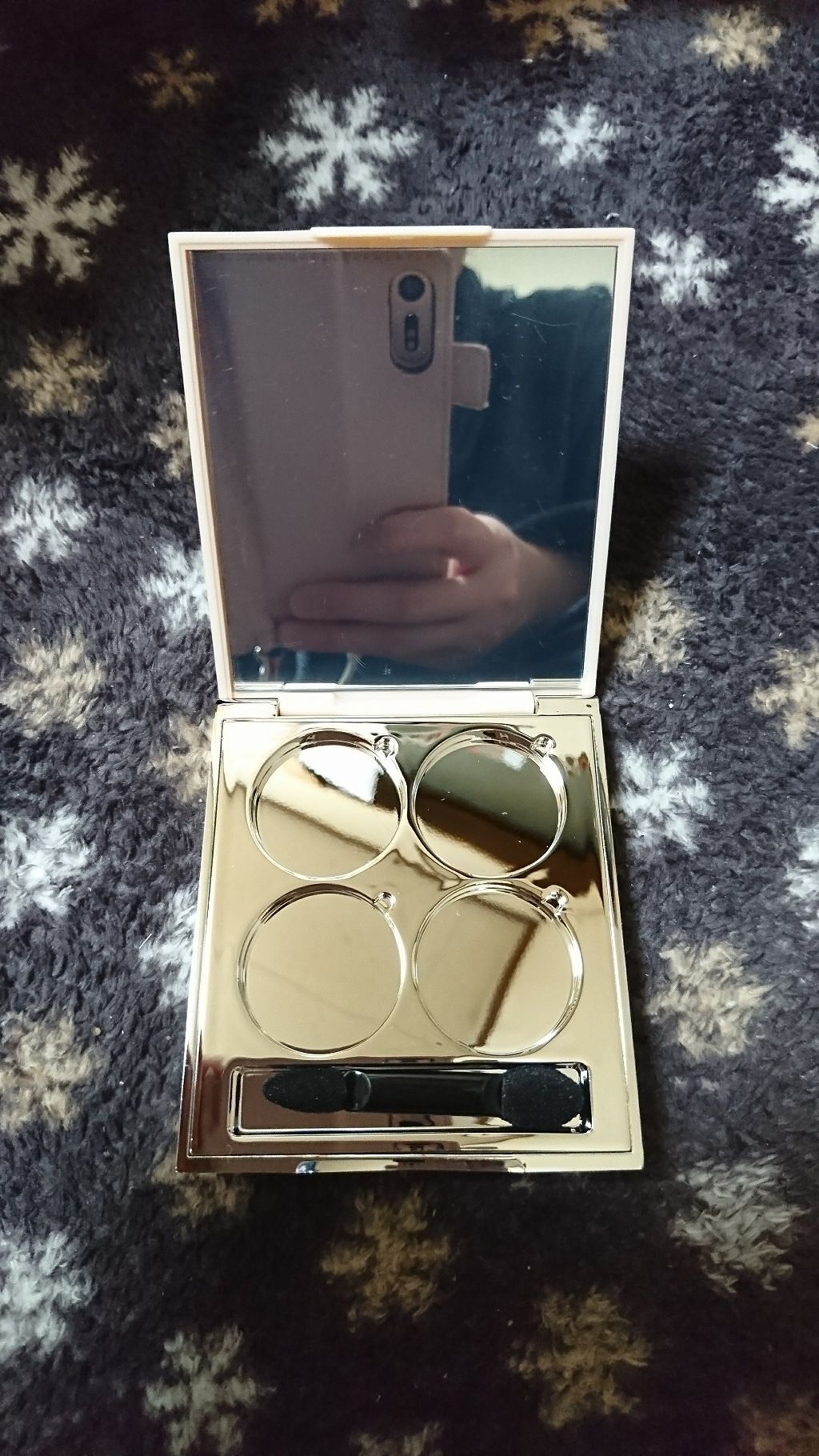 ルックアット マイアイジュエル/ETUDE/単色アイシャドウを使ったクチコミ(4枚目)