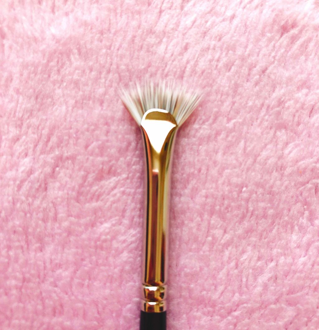 J4006 マスカラ 扇段/白鳳堂/メイクブラシを使ったクチコミ（2枚目）