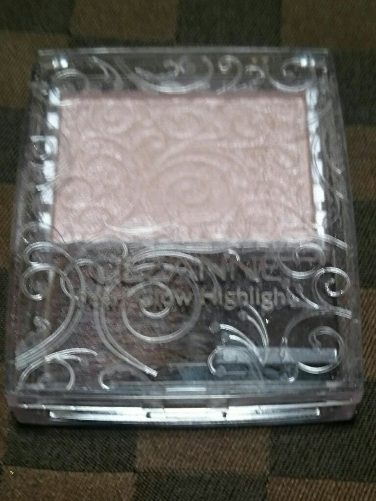 パールグロウハイライト/CEZANNE/パウダーハイライトを使ったクチコミ(1枚目)