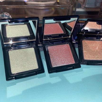 ラズル アイカラー/エレガンス ラズル /単色アイシャドウを使ったクチコミ(5枚目)