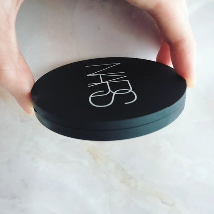 ソフトマット アドバンスト パーフェクティングパウダー/NARS/プレストパウダーを使ったクチコミ(3枚目)