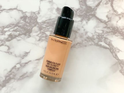 スタジオフィックス フルイッド SPF 15/M・A・C/リキッドファンデーションを使ったクチコミ(1枚目)