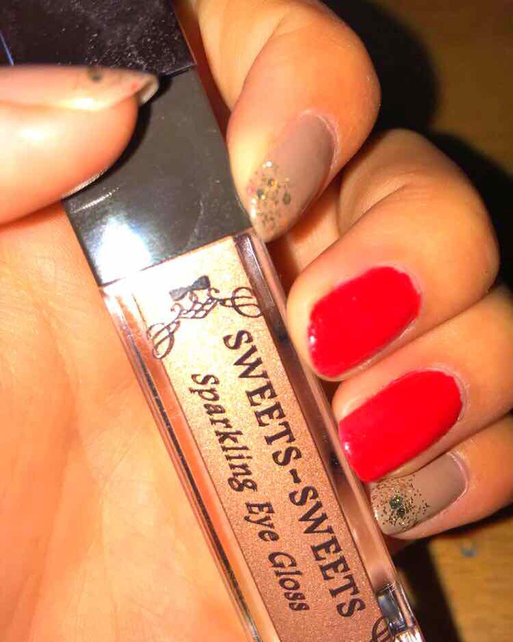 スパークリングアイグロス/スウィーツ スウィーツ/リキッドアイシャドウを使ったクチコミ(1枚目)