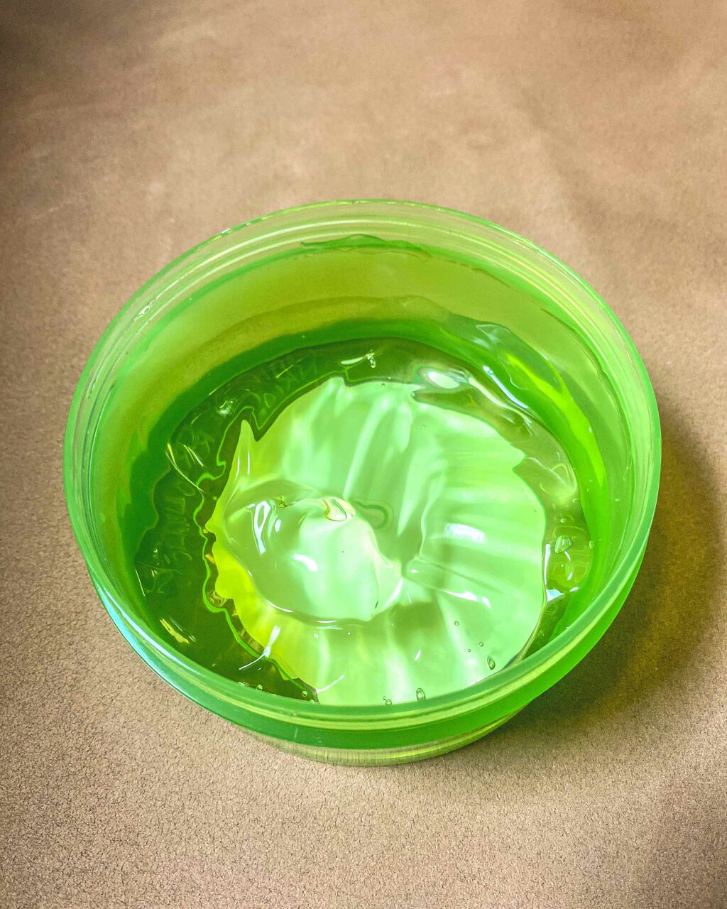 マイルド&モイスチャーアロエジェル/ネイチャーリパブリック/ボディローションを使ったクチコミ(2枚目)