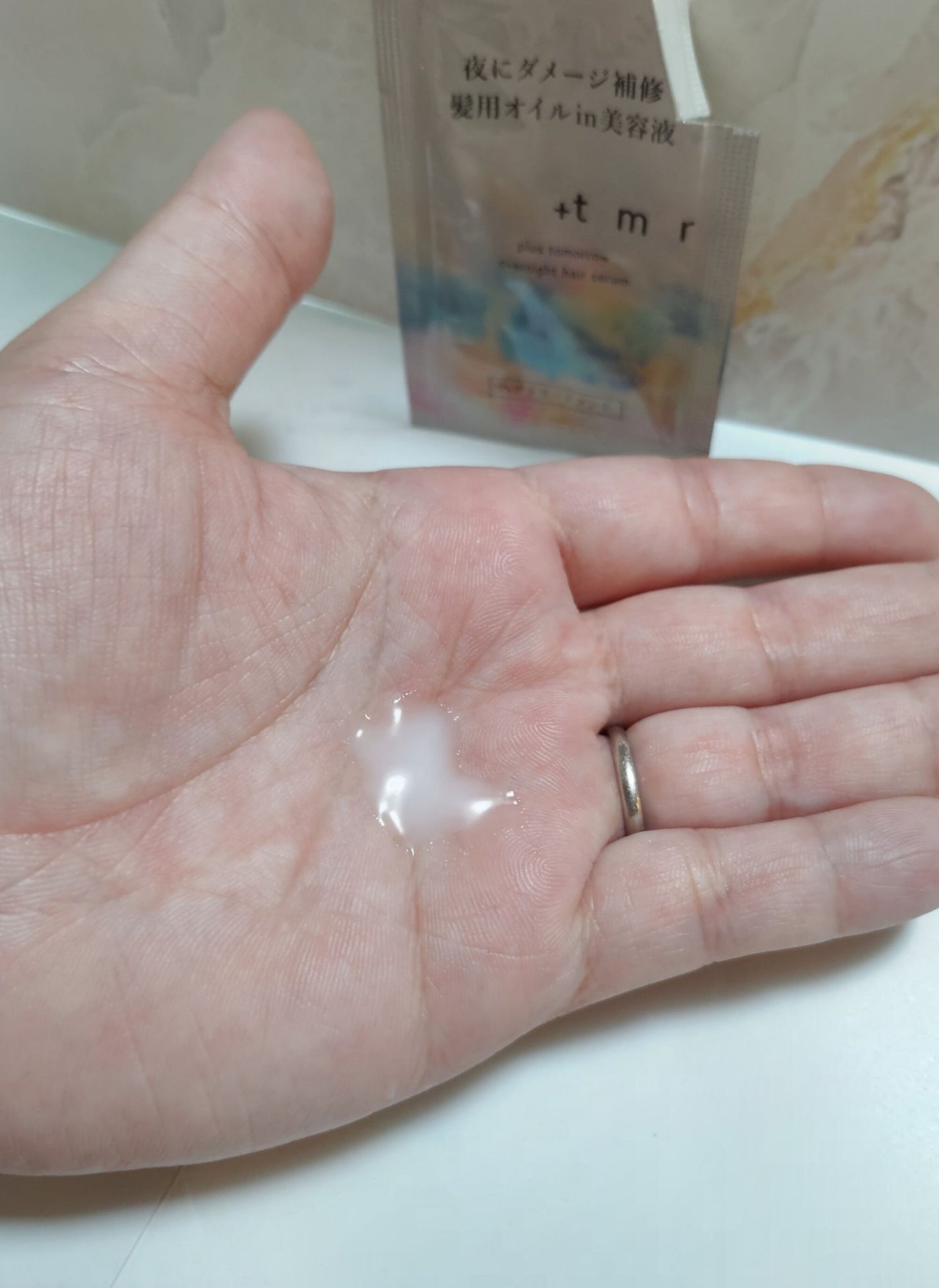 オーバーナイト ヘアセラム/+tmr/ヘアオイルを使ったクチコミ(6枚目)