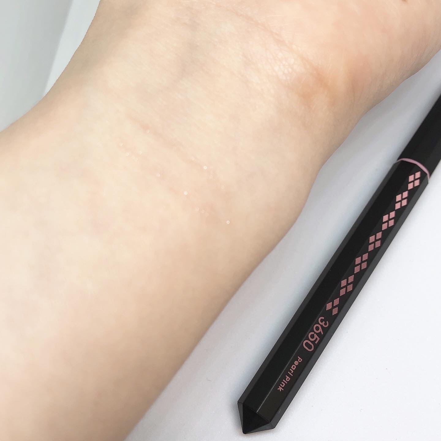 リキッドアイライナー  パールピンク(Pearl Pink)/3650/リキッドアイライナーを使ったクチコミ（3枚目）