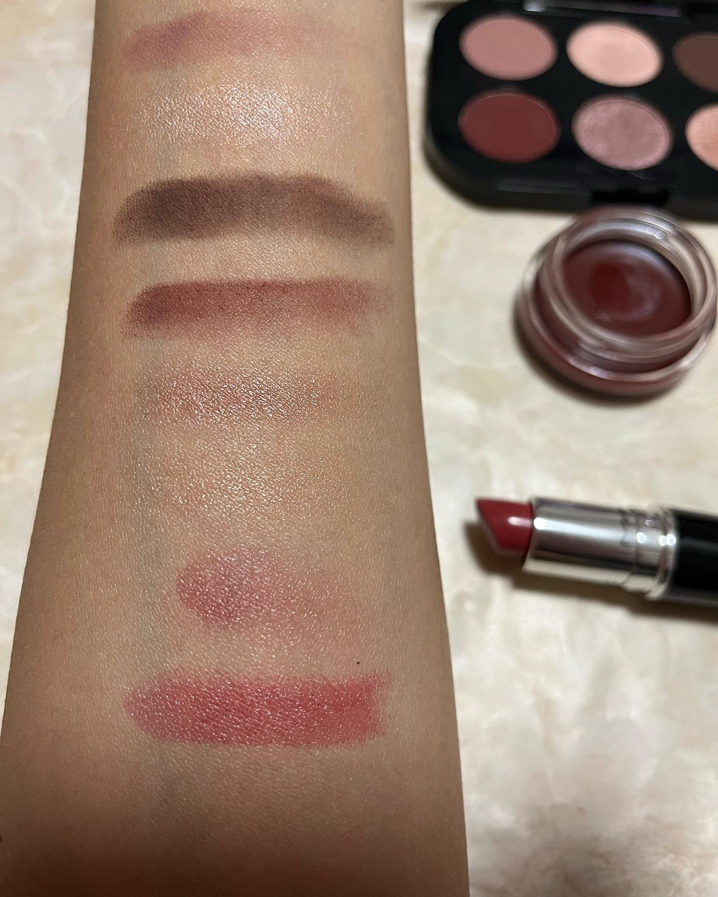 ラスターガラス リップスティック ビーム ゼア, ダン ザット/M・A・C/口紅を使ったクチコミ（2枚目）