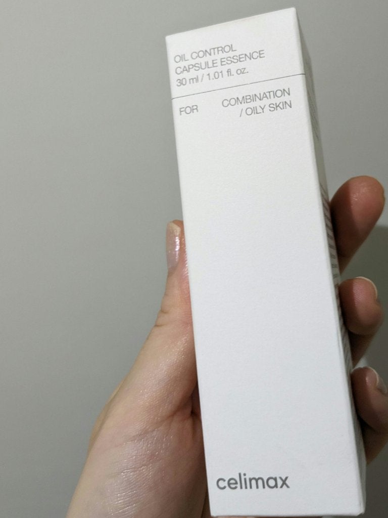 オイルコントロールカプセルエッセンス/celimax/美容液を使ったクチコミ(4枚目)