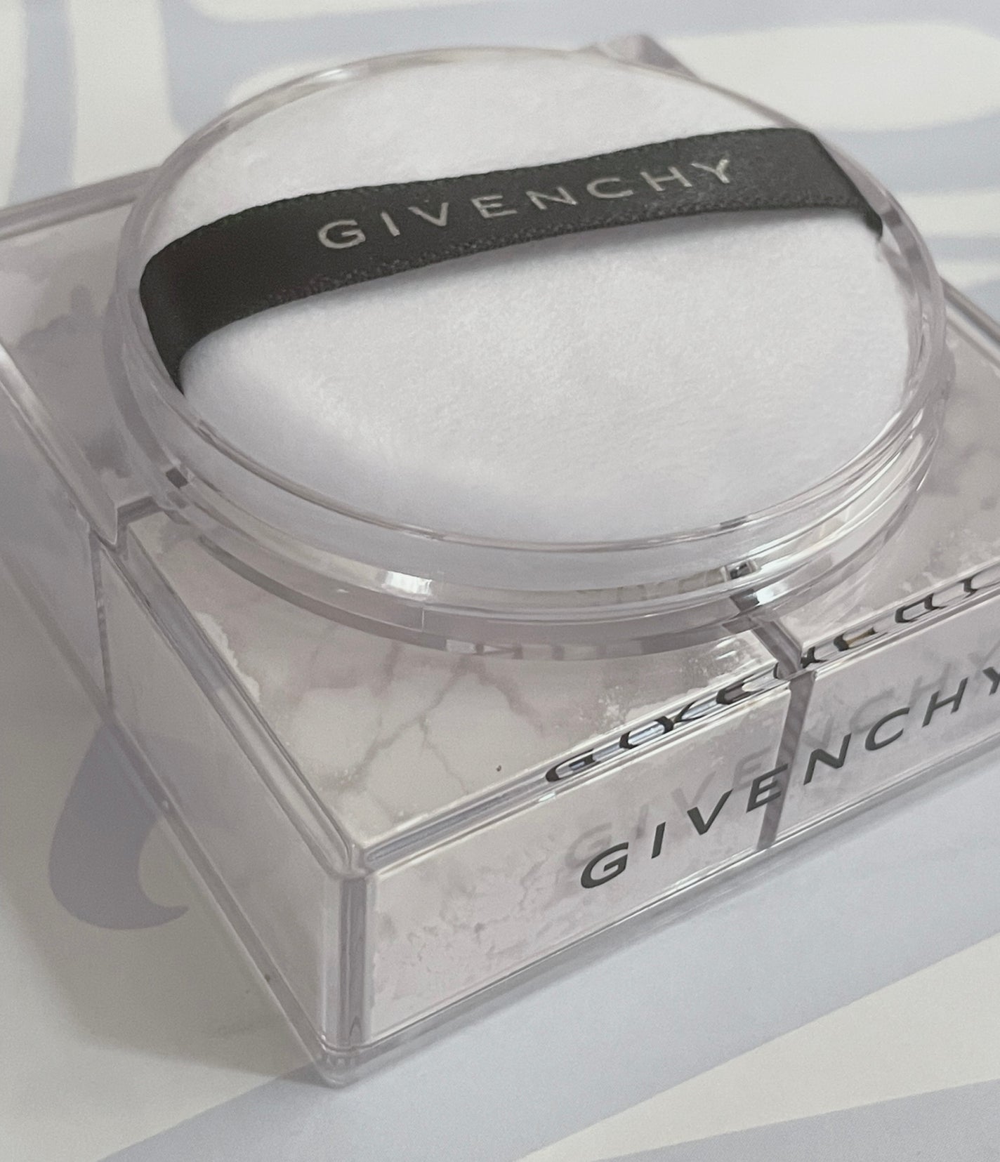 プリズム・リーブル/GIVENCHY/ルースパウダーを使ったクチコミ(2枚目)