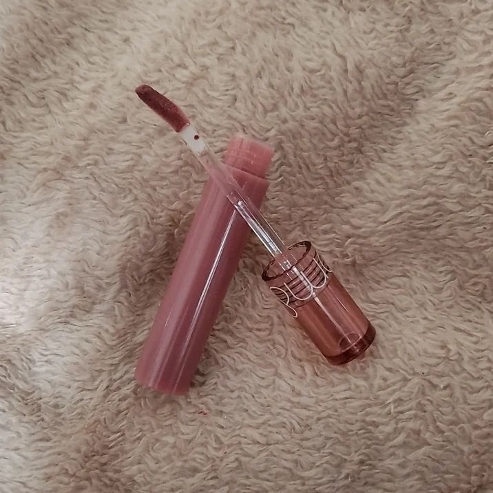 グラスティングカラーグロス/rom&nd/リップグロスを使ったクチコミ(6枚目)