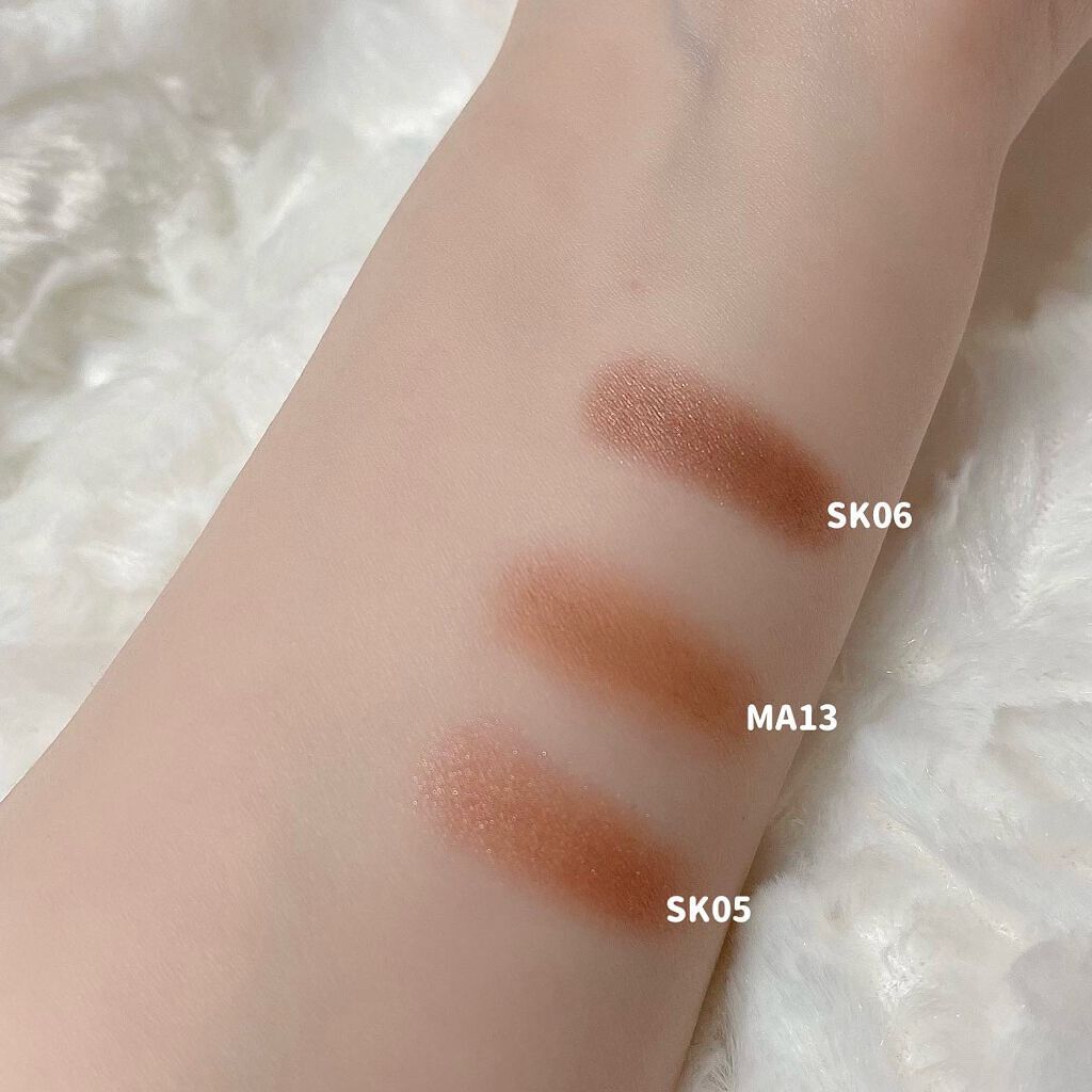 マルチカラーバリエーション シルキー SK05/チャコット・コスメティクス/単色アイシャドウを使ったクチコミ（3枚目）