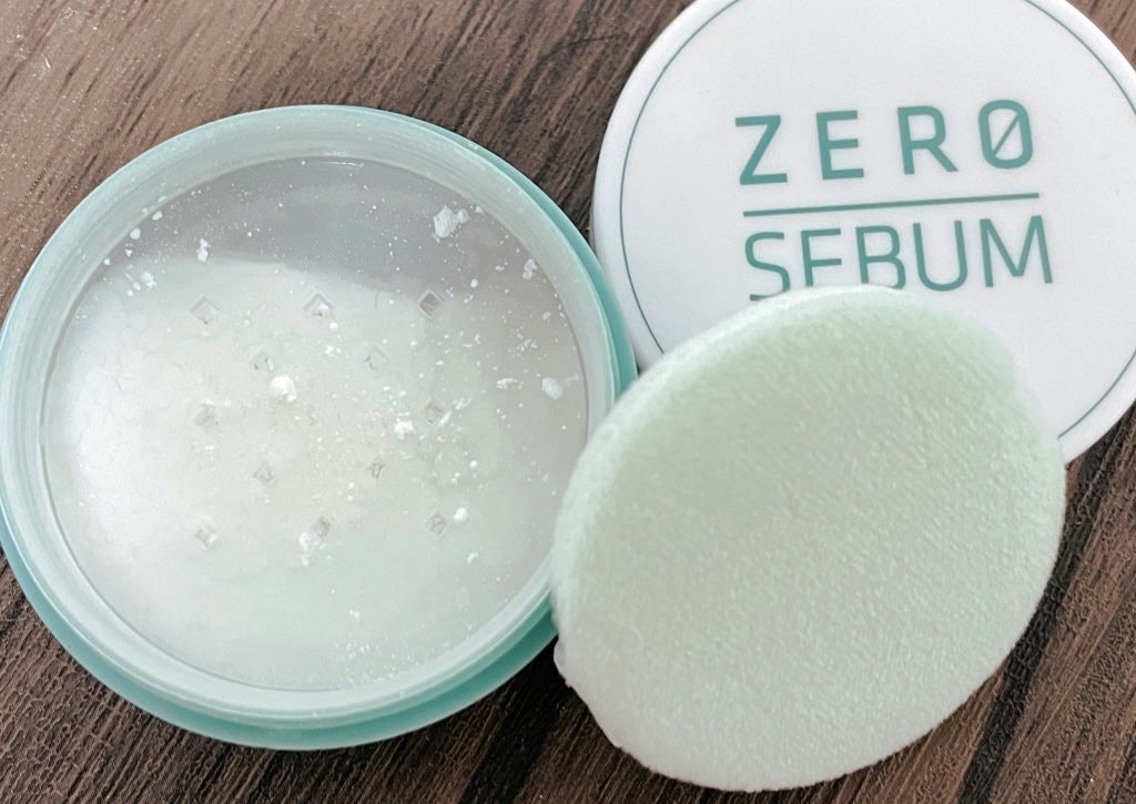 Zセバムドライングパウダー BT21　Zセバムドライングパウダー/ETUDE/フェイスパウダーを使ったクチコミ（2枚目）