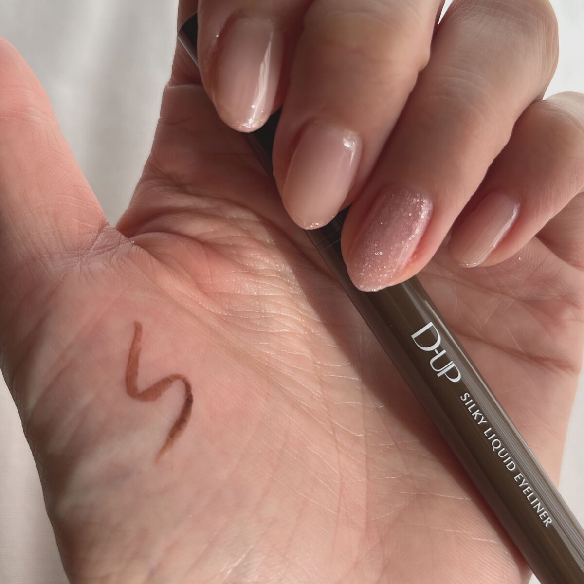シルキーリキッドアイライナーWP/D-UP/リキッドアイライナーを使ったクチコミ(2枚目)