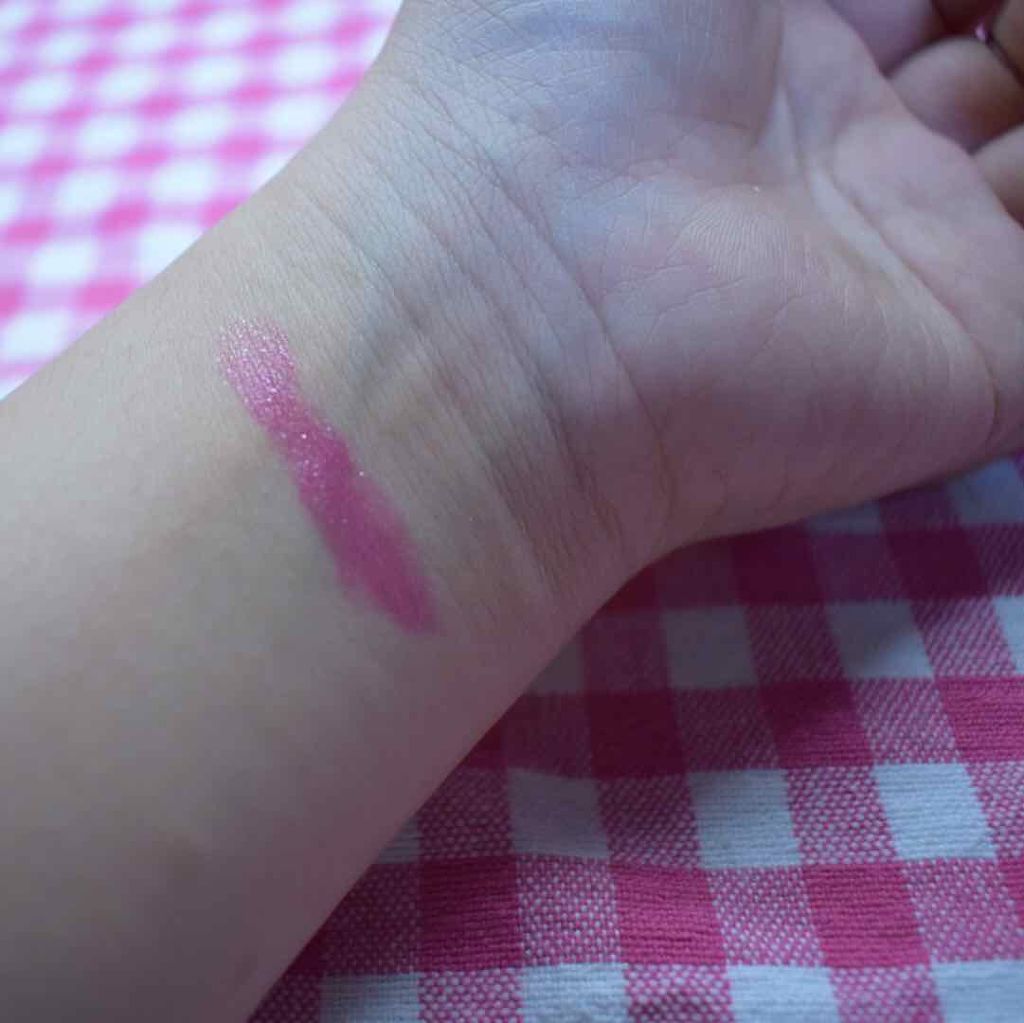 ウォーター シャイニー ダイヤモンドダイヤ/MAYBELLINE NEW YORK/口紅を使ったクチコミ(2枚目)