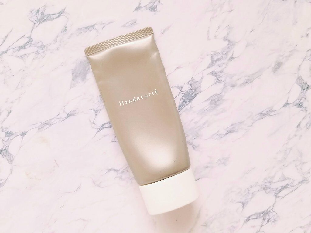 ハンデコルテ/キユートピア/ネック・デコルテケアを使ったクチコミ（1枚目）