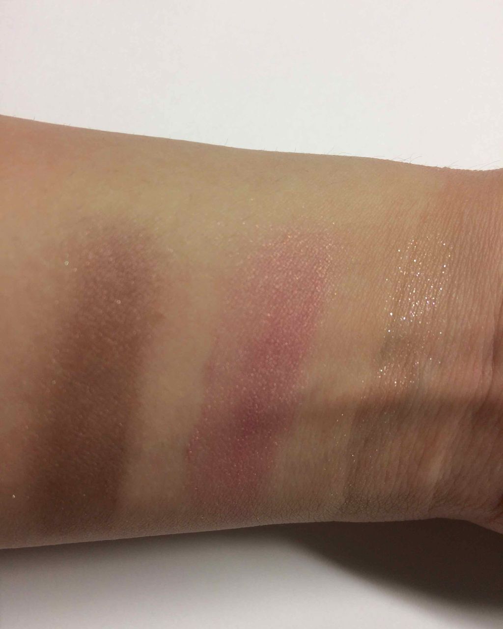 ジューシーピュアアイズ/キャンメイク/アイシャドウパレットを使ったクチコミ(3枚目)