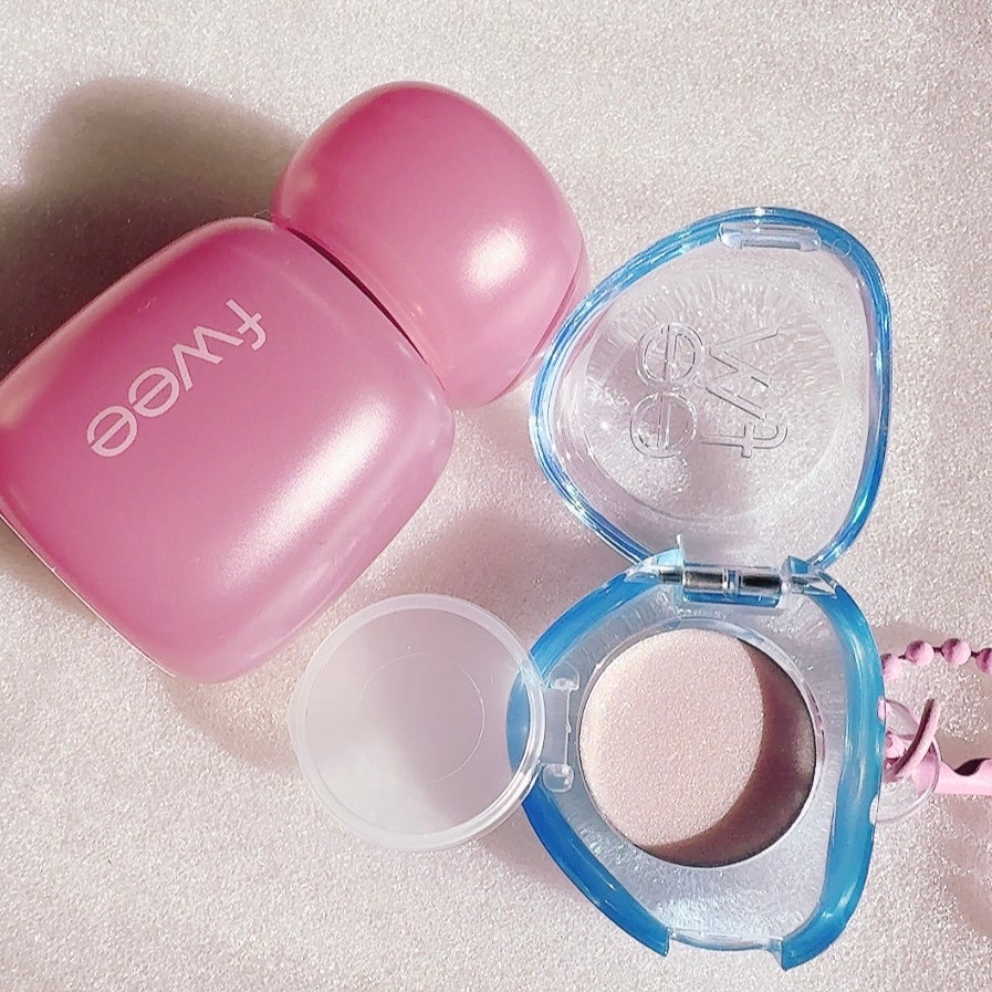 フィー ピンクオブセッションステイフィットティント/fwee/リップティントを使ったクチコミ(3枚目)