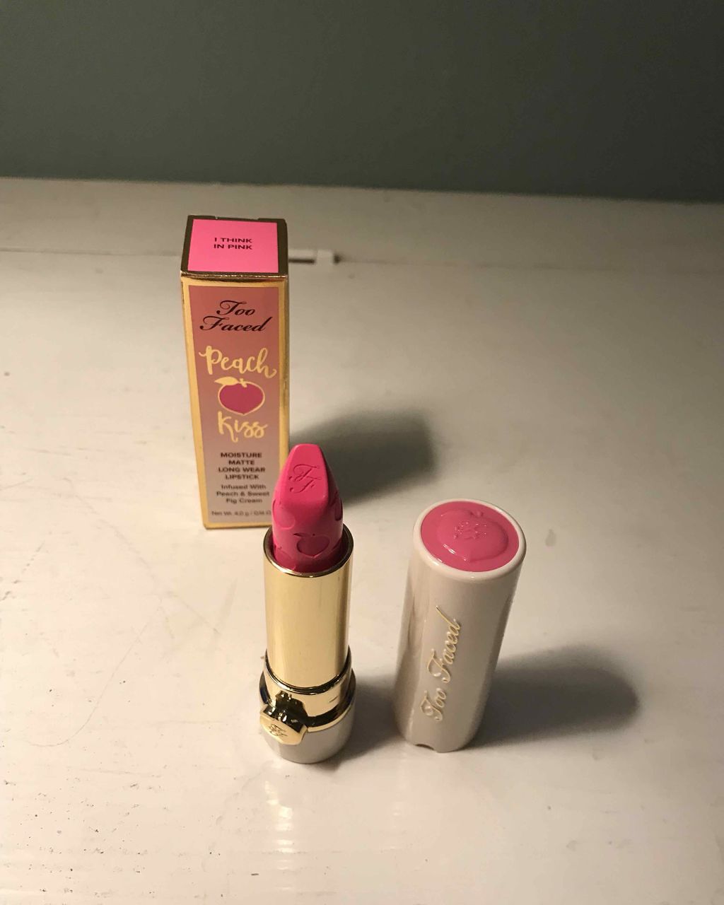 モイスチャーマット ロングウェア リップスティック/Too Faced/口紅を使ったクチコミ(2枚目)
