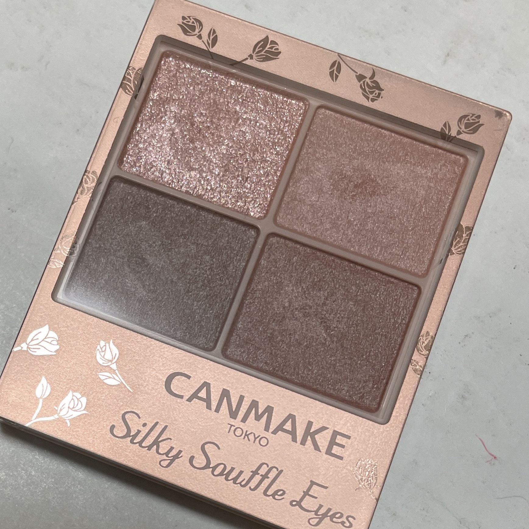 シルキースフレアイズ（マットタイプ）/キャンメイク/アイシャドウパレットを使ったクチコミ（1枚目）