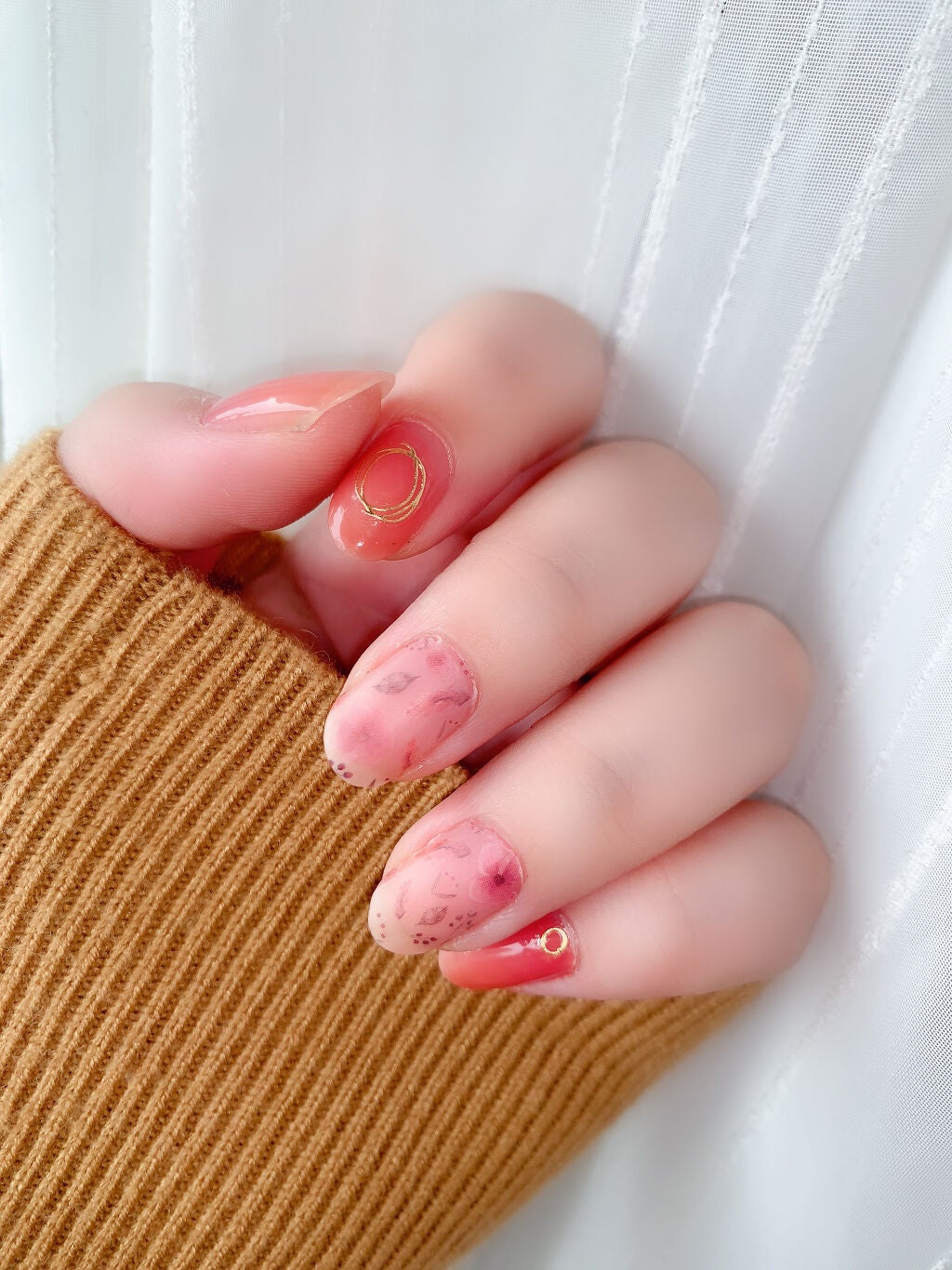 カラフルネイルズ/キャンメイク/マニキュアを使ったクチコミ(3枚目)