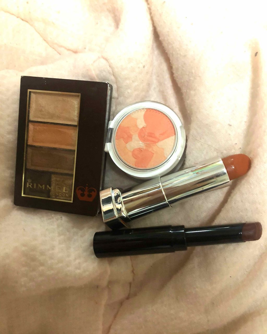 ハートチークカラー/ettusais/パウダーチークを使ったクチコミ（1枚目）