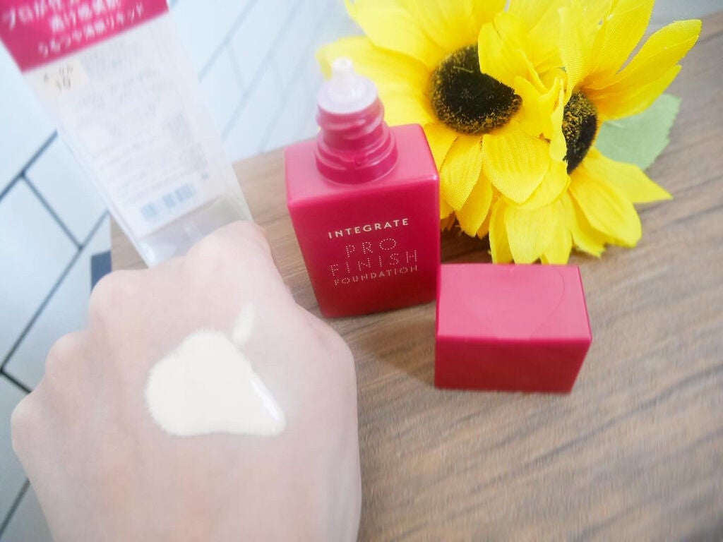 プロフィニッシュリキッド/インテグレート/リキッドファンデーションを使ったクチコミ(2枚目)